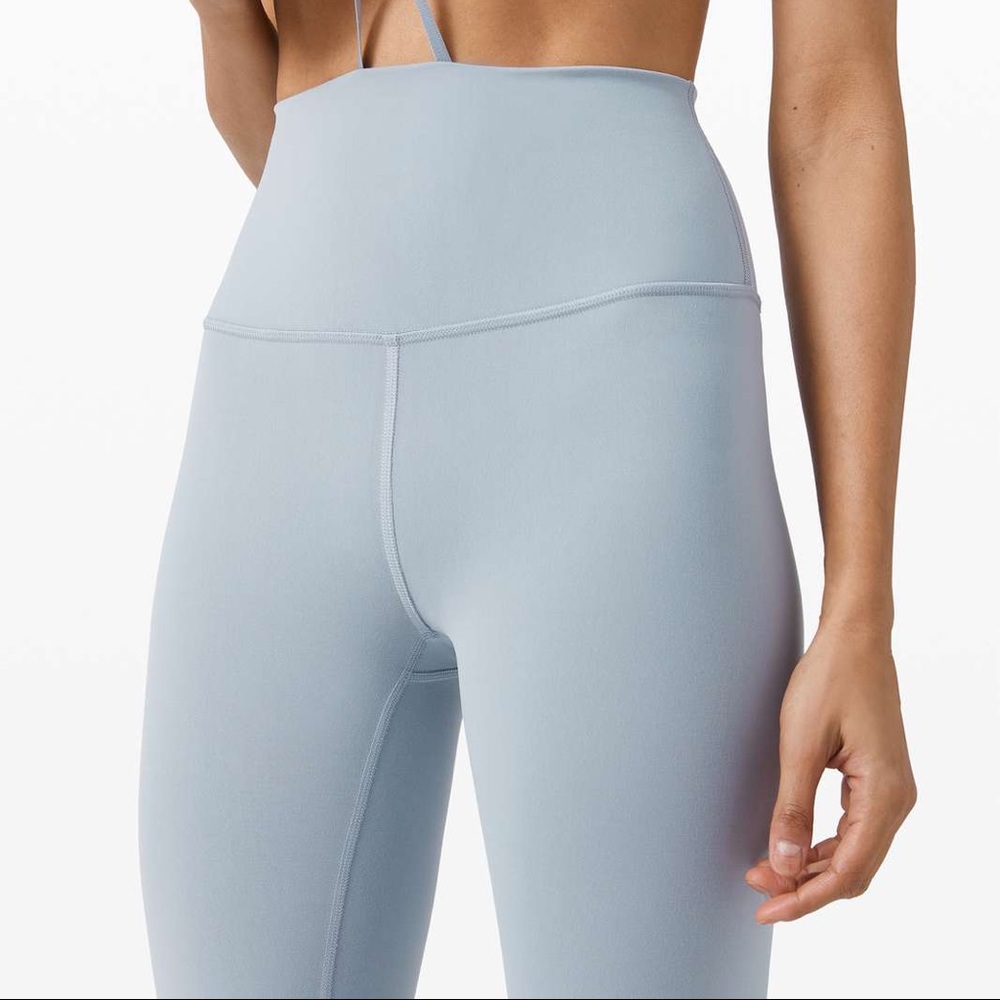 Lulu wunder under HR crop 21’ chambray